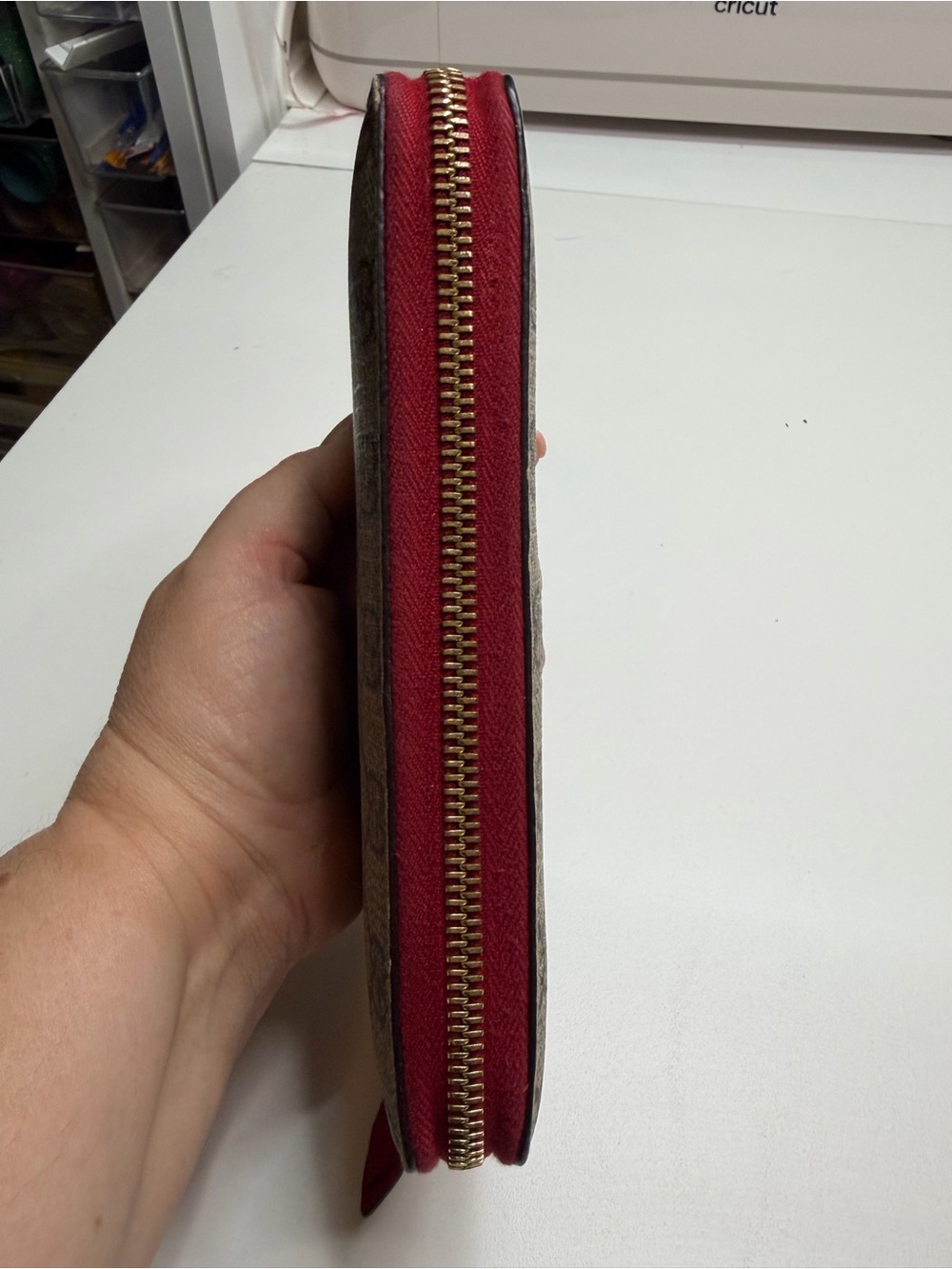 Gucci Beige GG Supreme Wallet with Pink Cat Patch - Picture 4 of 9